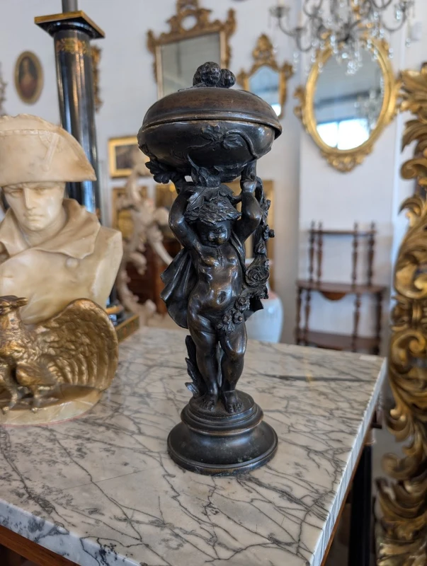 Scultura in bronzo con contenitore – Fine XIX secolo