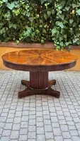 Antique extendable oval table from the Emilia region, Empire style