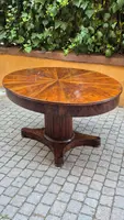 Antique extendable oval table from the Emilia region, Empire style