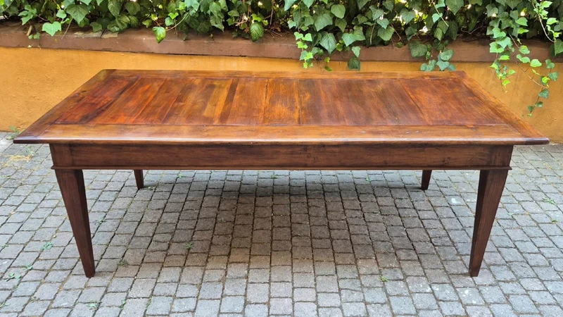 Large antique Piedmontese table with spindle legs