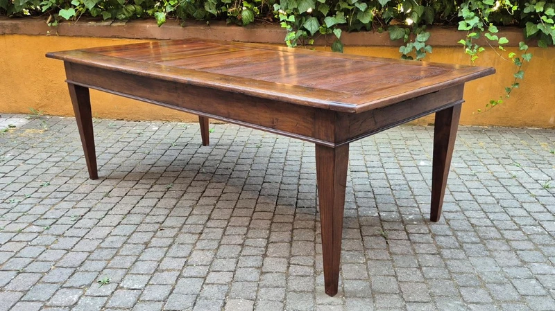 Large antique Piedmontese table with spindle legs