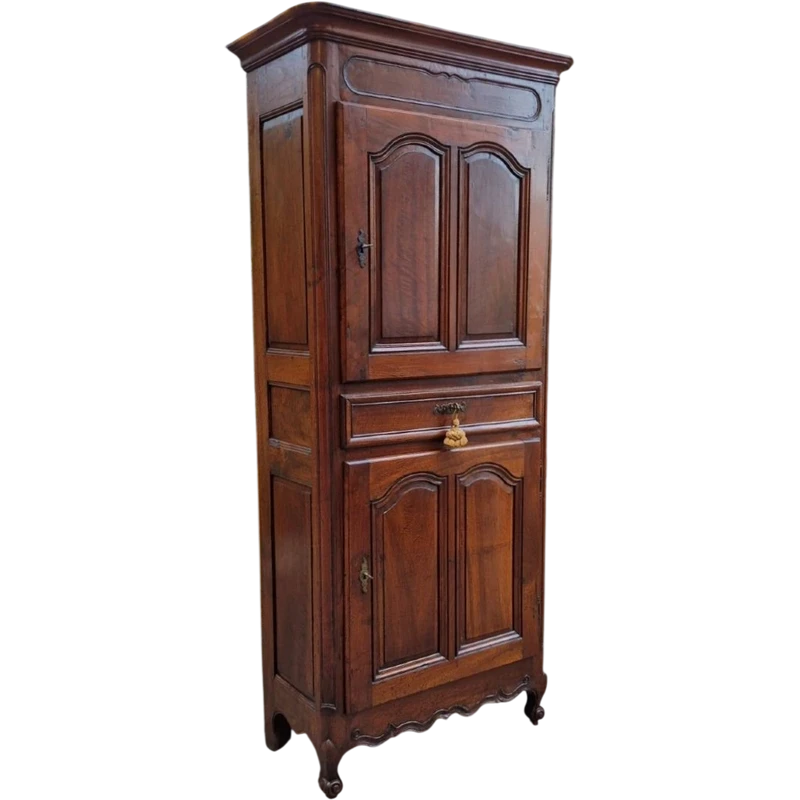 Antique 18th-century French sideboard made of walnut