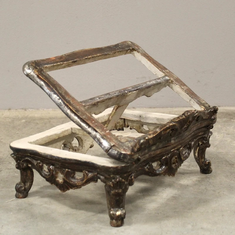 Antique Louis XV tabletop music stand in lacquered wood, 18th century