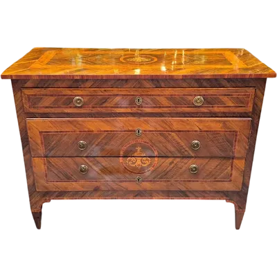 Antique Lombard Louis XVI chest of drawers with fillet work and inlay