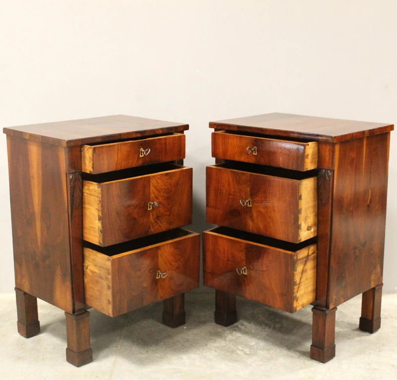 Antique pair of Empire-style walnut chest-of-drawers, 19th century