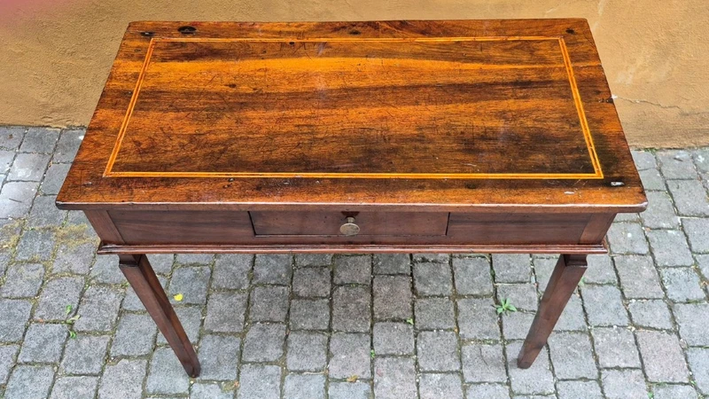 Antique Modena-style Louis XVI writing desk with inlaid trim