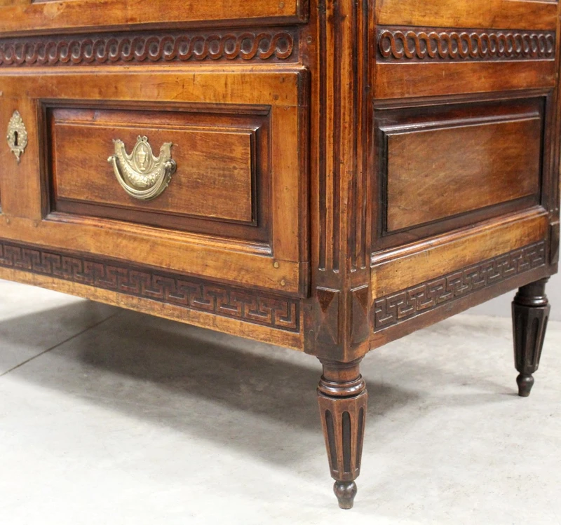 Antique Louis XVI-style walnut chest of drawers, 18th century