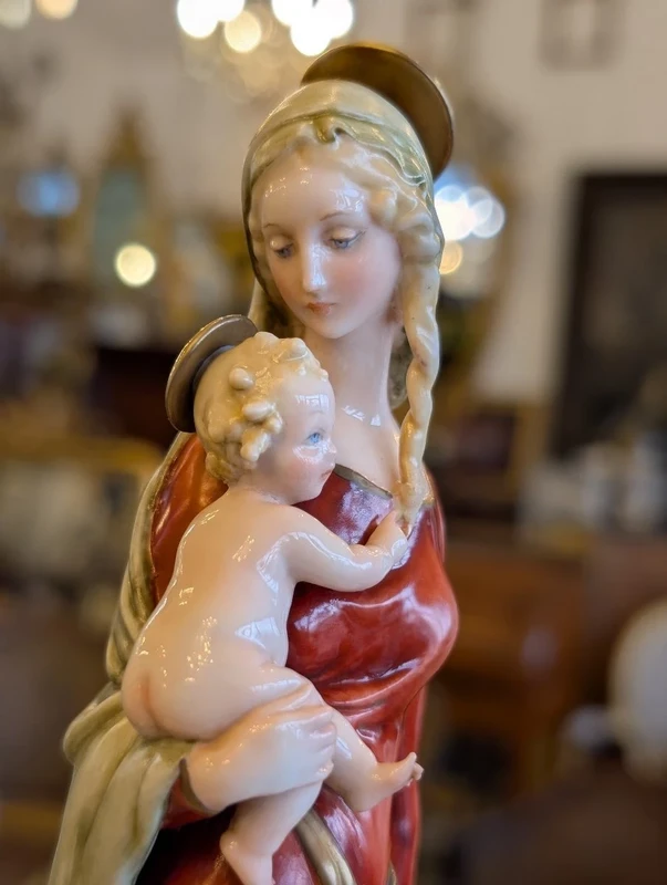 Giuseppe Cappè – Vierge à l'Enfant et chérubins en porcelaine