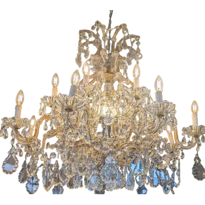 Large Maria Teresa 17-light crystal chandelier – First half of the 20th century