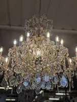 Large Maria Teresa 17-light crystal chandelier – First half of the 20th century