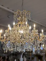 Large Maria Teresa 17-light crystal chandelier – First half of the 20th century