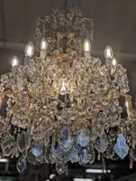 Large Maria Teresa 17-light crystal chandelier – First half of the 20th century