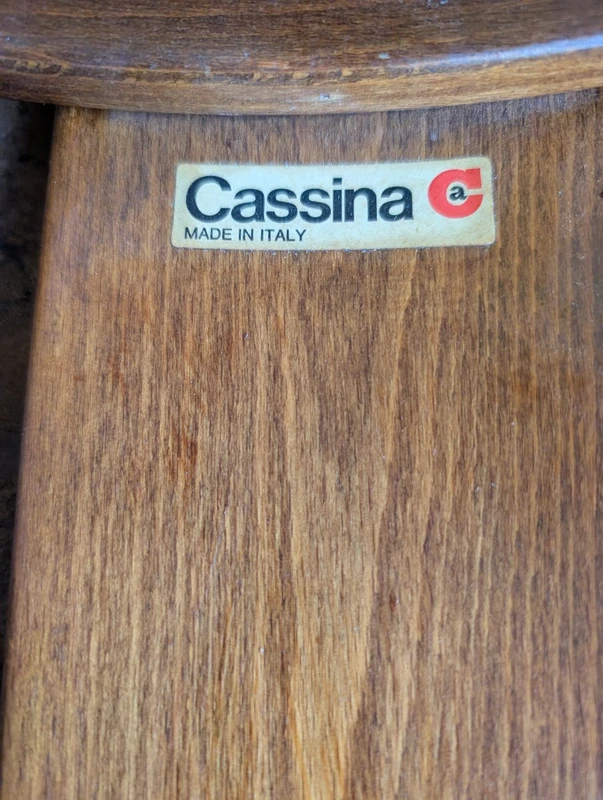 Quatre petites tables empilables signées Gianfranco Frattini pour Cassina – Modèle 780 – Années 60/70