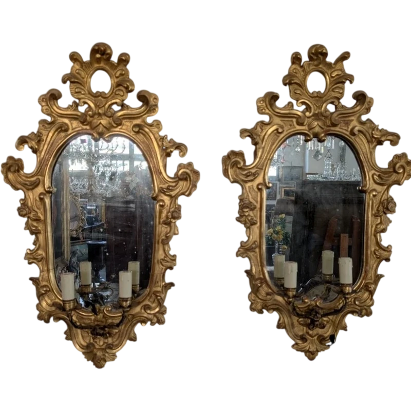 Pair of Sienese mirrors in gilded wood – First half of the 19th century