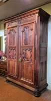 Armadio credenza antico Barocco del '600 in noce e radica