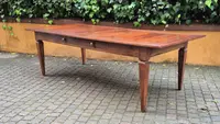 Grande table de salle à manger ancienne en noyer et cerisier