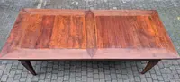 Grande table de salle à manger ancienne en noyer et cerisier