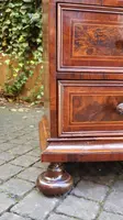 Commode ancienne de la région de Feltre, en Vénétie, fin du XVIIe siècle - début du XVIIIe siècle