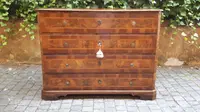 Commode à tiroirs ancienne d'Émilie en noyer, datant du XVIIIe siècle