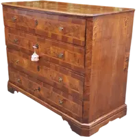 Commode à tiroirs ancienne d'Émilie en noyer, datant du XVIIIe siècle