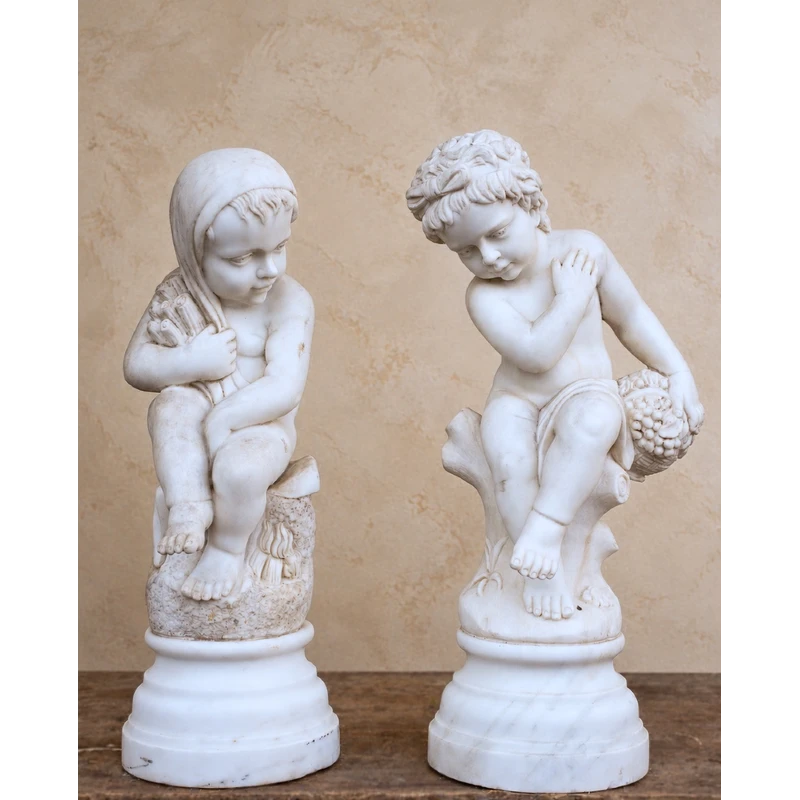 Paire de putti allégoriques en marbre de Carrare – XIXe siècle