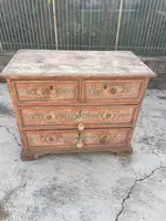 Antico cassettone legno laccato. XVII sec. Toscana