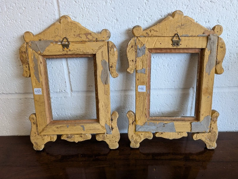 Pair of carved and gilded wooden mecha frames/former frames - mid-19th century