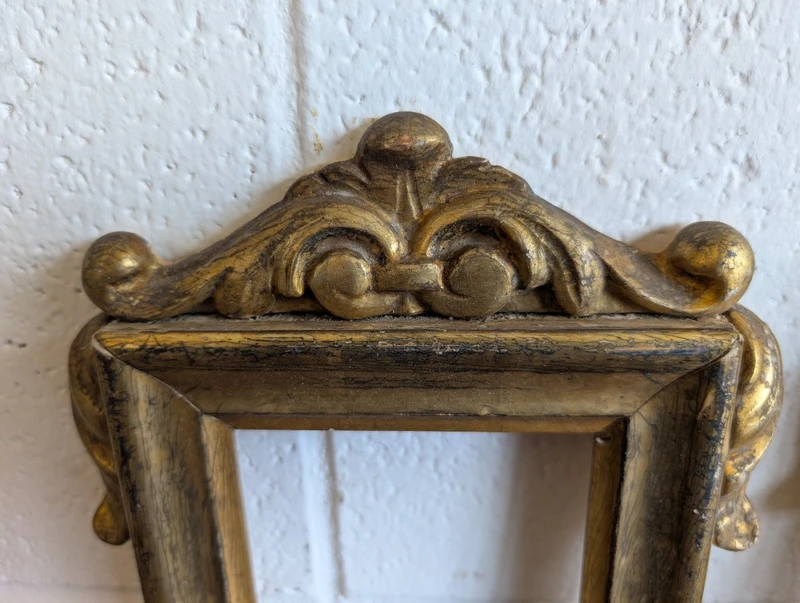 Pair of carved and gilded wooden mecha frames/former frames - mid-19th century