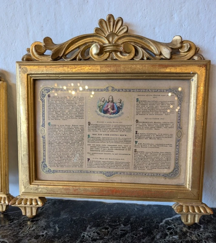 Triptyque en cartogorie, en bois sculpté et doré à l'or fin – Style Louis XVI
