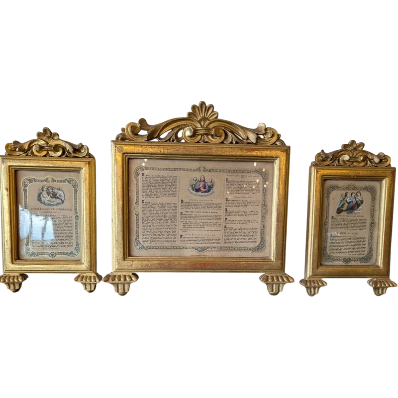 Triptyque en cartogorie, en bois sculpté et doré à l'or fin – Style Louis XVI