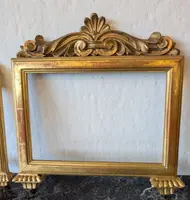 Triptyque de cadres pour cartoglories en bois sculpté et doré à l'or fin
