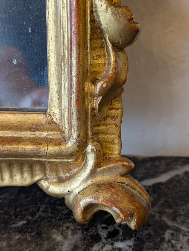 Carved wooden hand mirror gilded with pure gold – Early 19th century