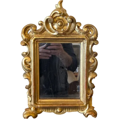 Carved wooden hand mirror gilded with pure gold – Early 19th century