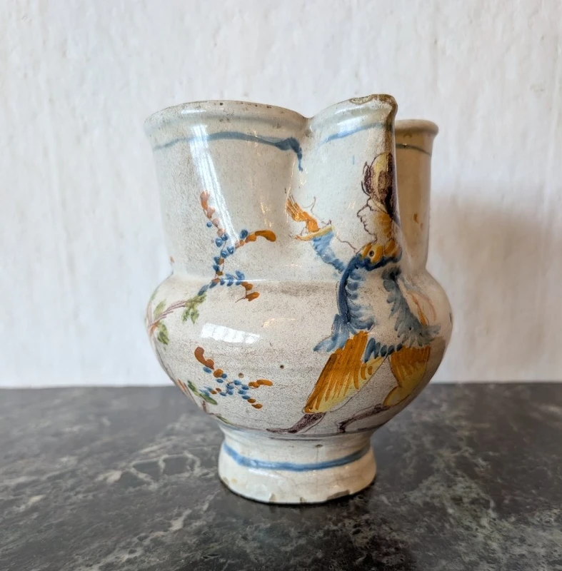 Polychrome majolica pitcher – Liguria region, 18th centuryPolychrome majolica pitcher – Liguria region