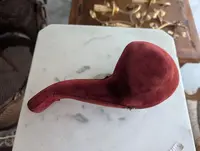 Pipe en écume de mer sculptée en forme de licorne – XIXe siècle