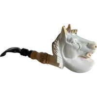 Pipe en écume de mer sculptée en forme de licorne – XIXe siècle