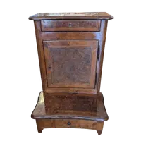 Elegant Italian veneered and filleted kneeler - mid-18th century