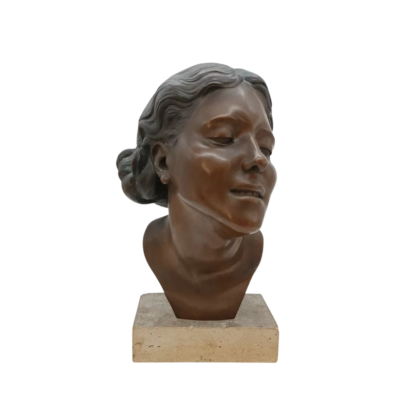 Bronze sculpture female bust of Attilio Torresini YEARS 20 -portrait of his wife