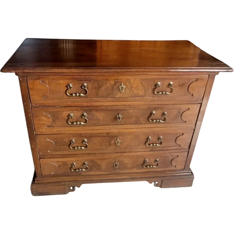 Commode ancienne en noyer du 17ème siècle