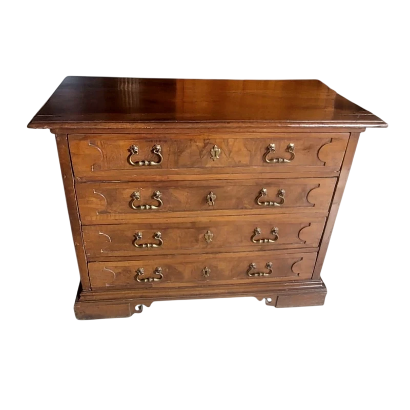 Commode ancienne en noyer du 17ème siècle