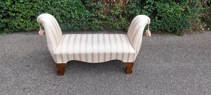 Elegant Upholstery Bench Bench Vintage
