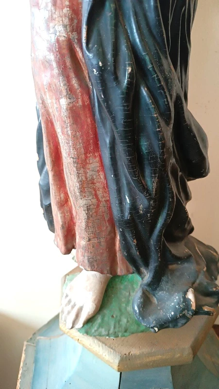 Grande sculpture ancienne de Saint en bois polychrome