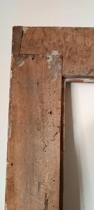 Antica grande cornice laccata e dorata XVII secolo