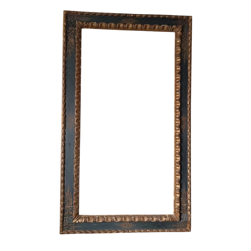 Antica grande cornice laccata e dorata XVII secolo