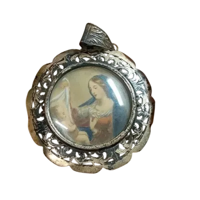 Pendentif miniature Madone peinte avec enfant Cadre en argent perforé