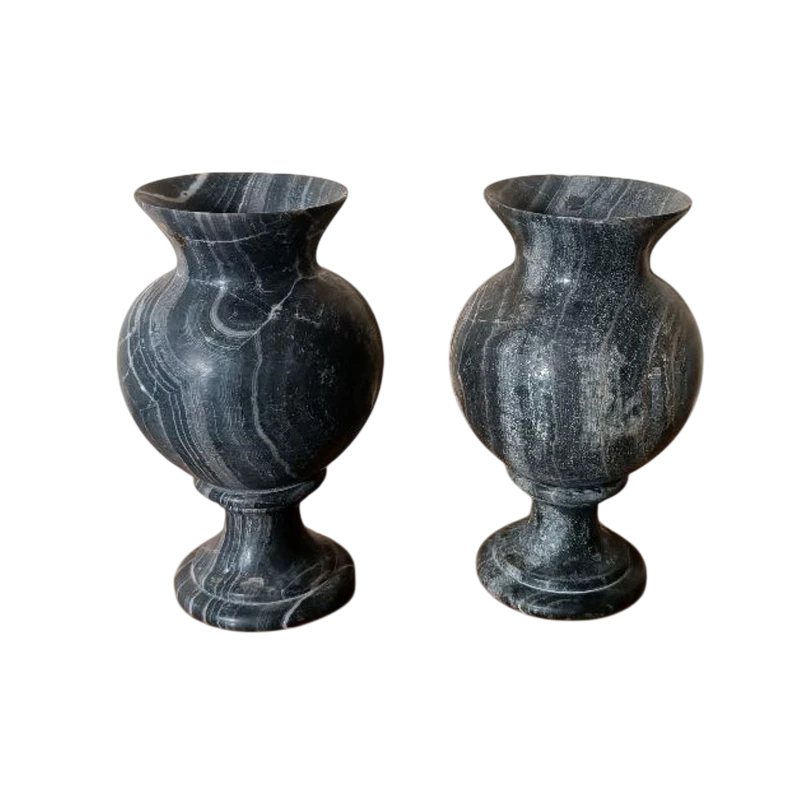Coppia vasi ad urna in marmo nero serpentino primi 900 stile impero