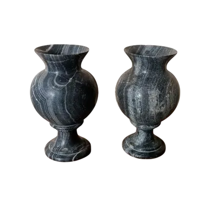 Coppia vasi ad urna in marmo nero serpentino primi 900 stile impero