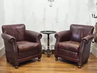 Pair of leather armchairs with footstool pouf - 20th century