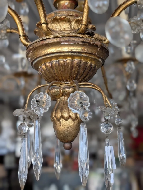 Lustre génois à 8 lumières en bois doré et cristal, fin du 19e siècle