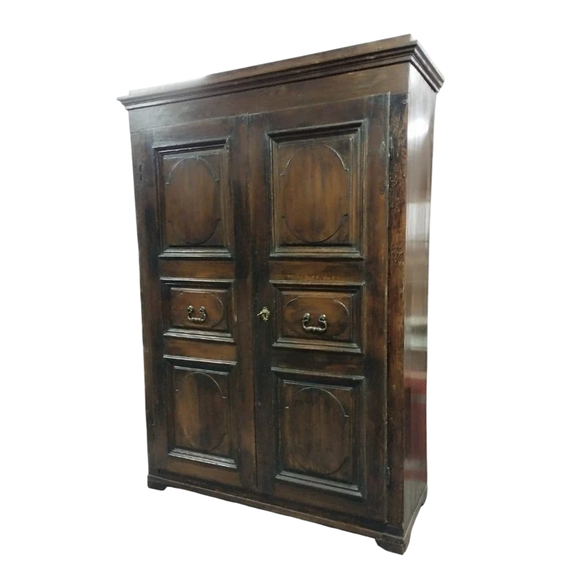 Tuscany antique closet 17th century